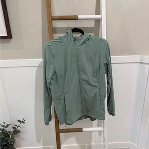 Mondetta Women’s Sage Green Hooded Windbreaker